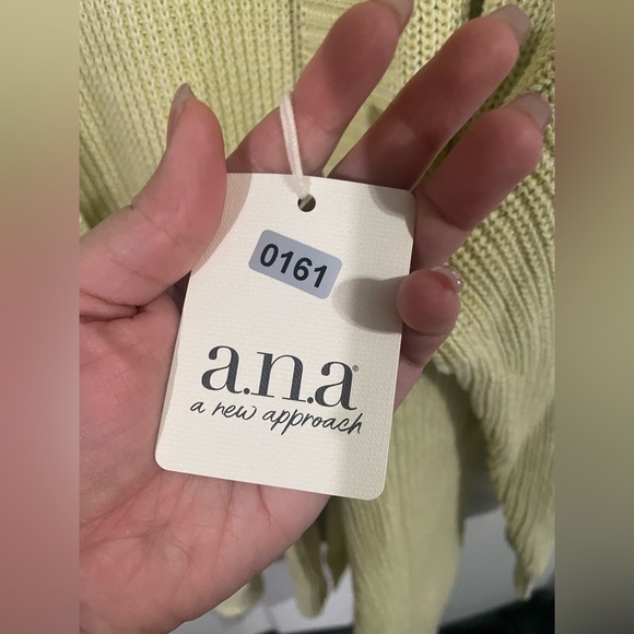 a.n.a Women’s Cardigan 100% Cotton Color Yellow Size 1X. NEW W TAG. - Picture 4 of 7